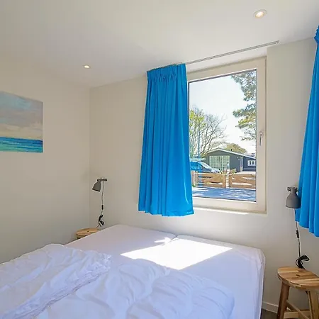 Familiehuis Noordenwind - Aan Zee 줄리아나도르프