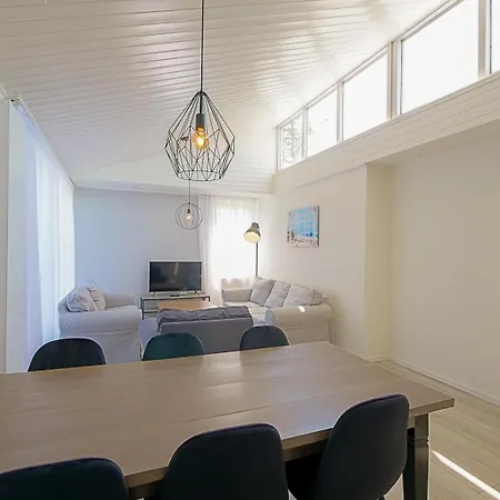 Holiday home Familiehuis Noordenwind - Aan Zee *