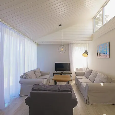 Familiehuis Noordenwind - Aan Zee *